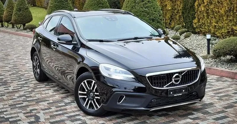Co wybrać: Volvo V40 D3 z 5 cylindrami czy Drive-E? opinie i typowe usterki