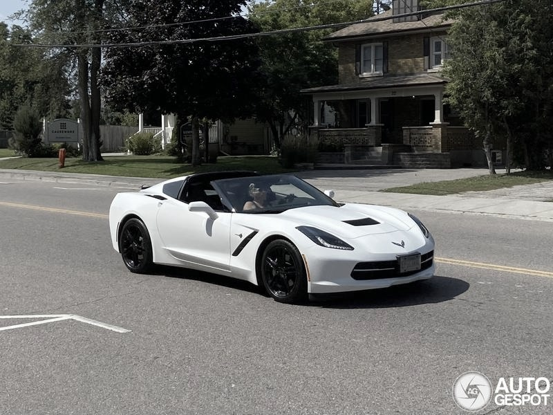 Corvette C7 cena: realne koszty Stingray i Z06 w Polsce