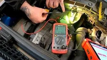 DTC P1351 w Peugeot - co naprawdę oznacza i kiedy warto się martwić?