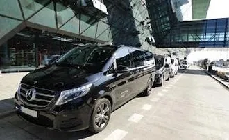 Ile kosztuje taxi z dworca w Krakowie na lotnisko — aktualne ceny i wskazówki