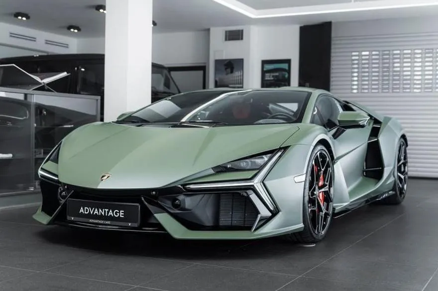 Ile naprawdę kosztuje Lamborghini Revuelto w Polsce i jakie są ukryte wydatki