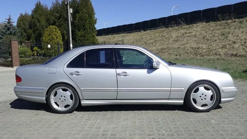 Jak sprawdzić olej w automatycznej skrzyni Mercedes W210 – prawidłowy poziom krok po kroku