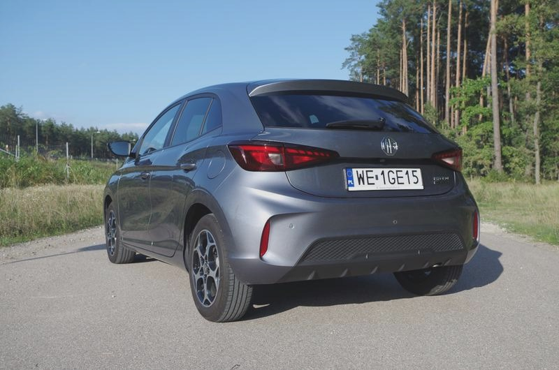 MG3 Hybrid+: jak działa napęd 194 KM i czy benzyna ma jeszcze sens?