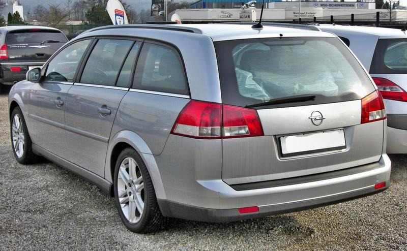 Vectra C: 205/55 R16 czy 215/55 R16 – które opony wybrać?