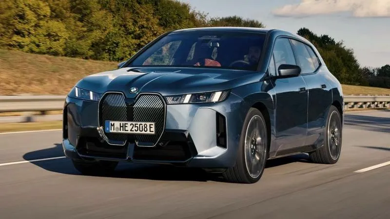 BMW iX ceny