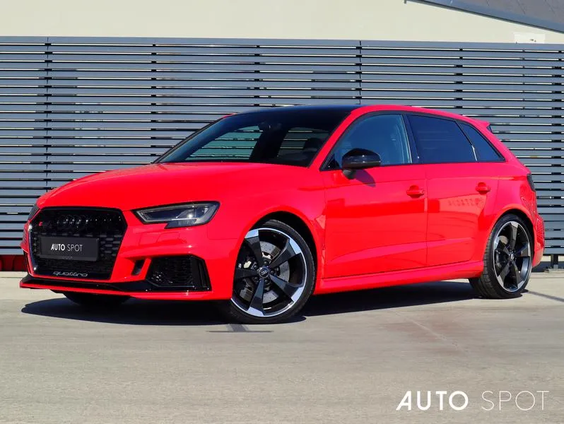Cena Audi RS3